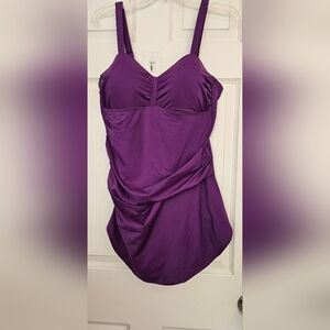 D&co Beach One-Piece Swimsuit Size 16 New Without Tag Purple